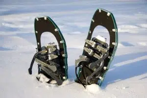 How to measure for snowshoes involves determining your weight and consulting sizing charts.